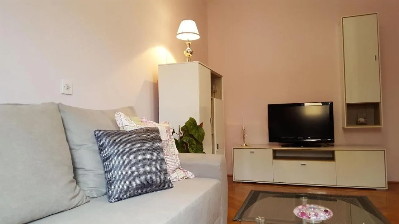 Apartments Mira Trogir