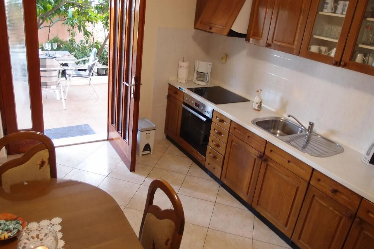 Apartments Mira Trogir