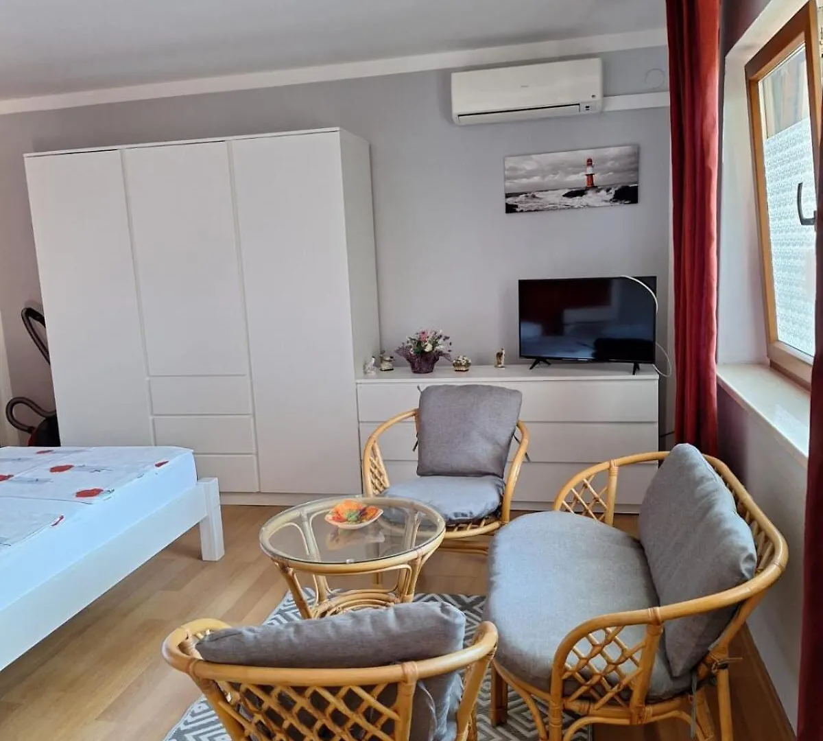 Apartments Mira Trogir 0*,