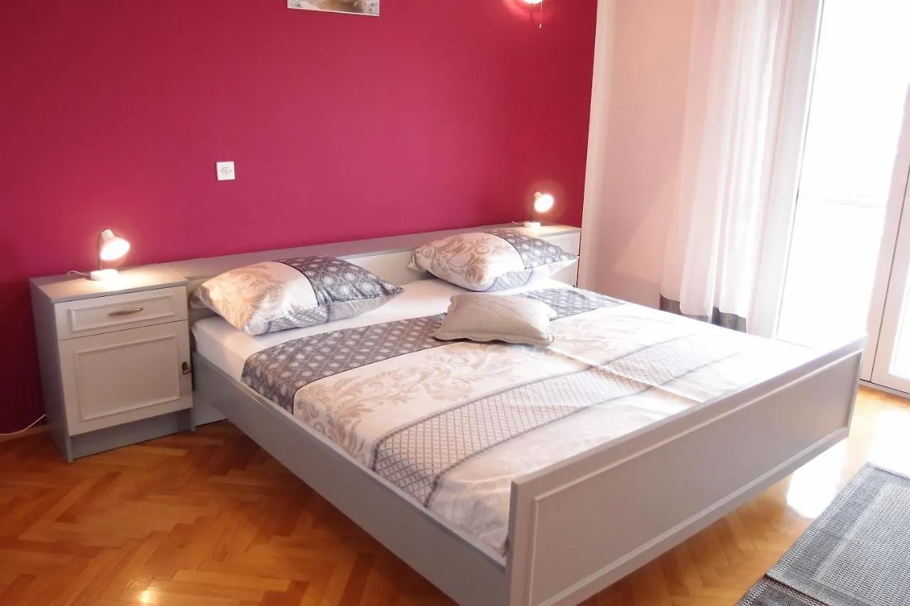 Apartments Mira Trogir